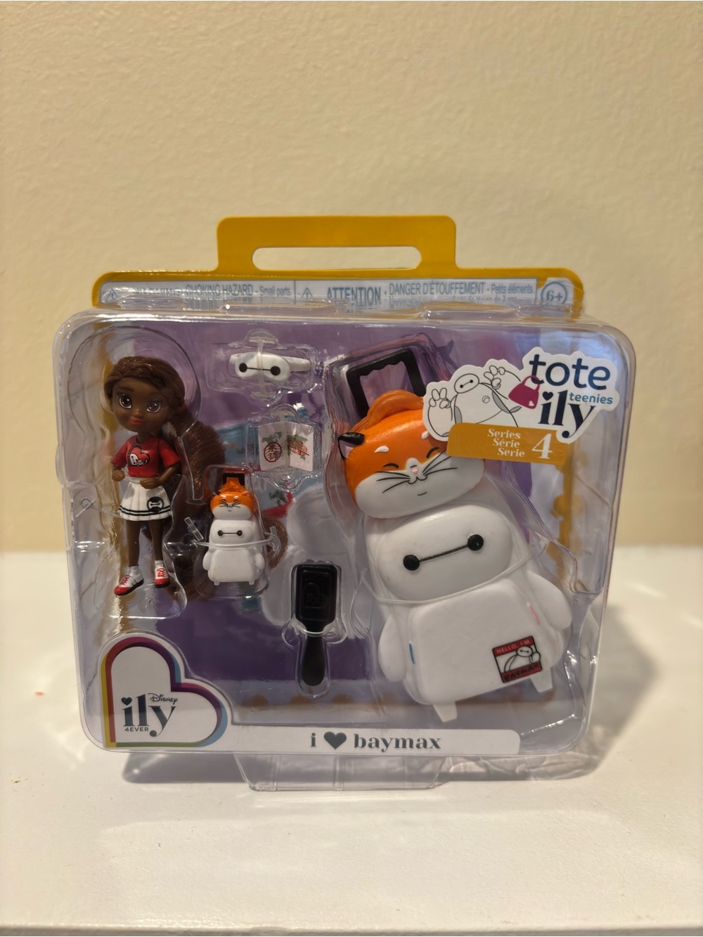 Disney i♥ Baymax Teenies Series 4 Toy Set - White & Orange